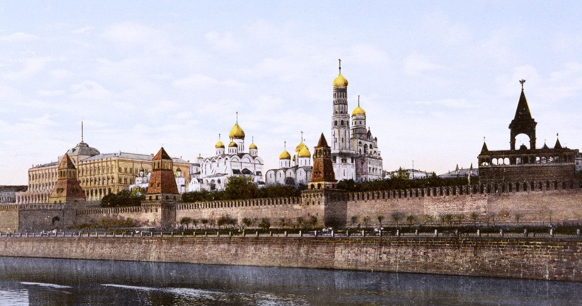 Перенестись в прошлое: видео Москвы, снятое 112 лет назад